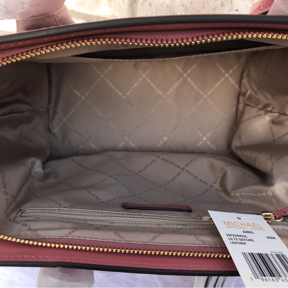 Michael Kors Purse - Picture 10 of 11